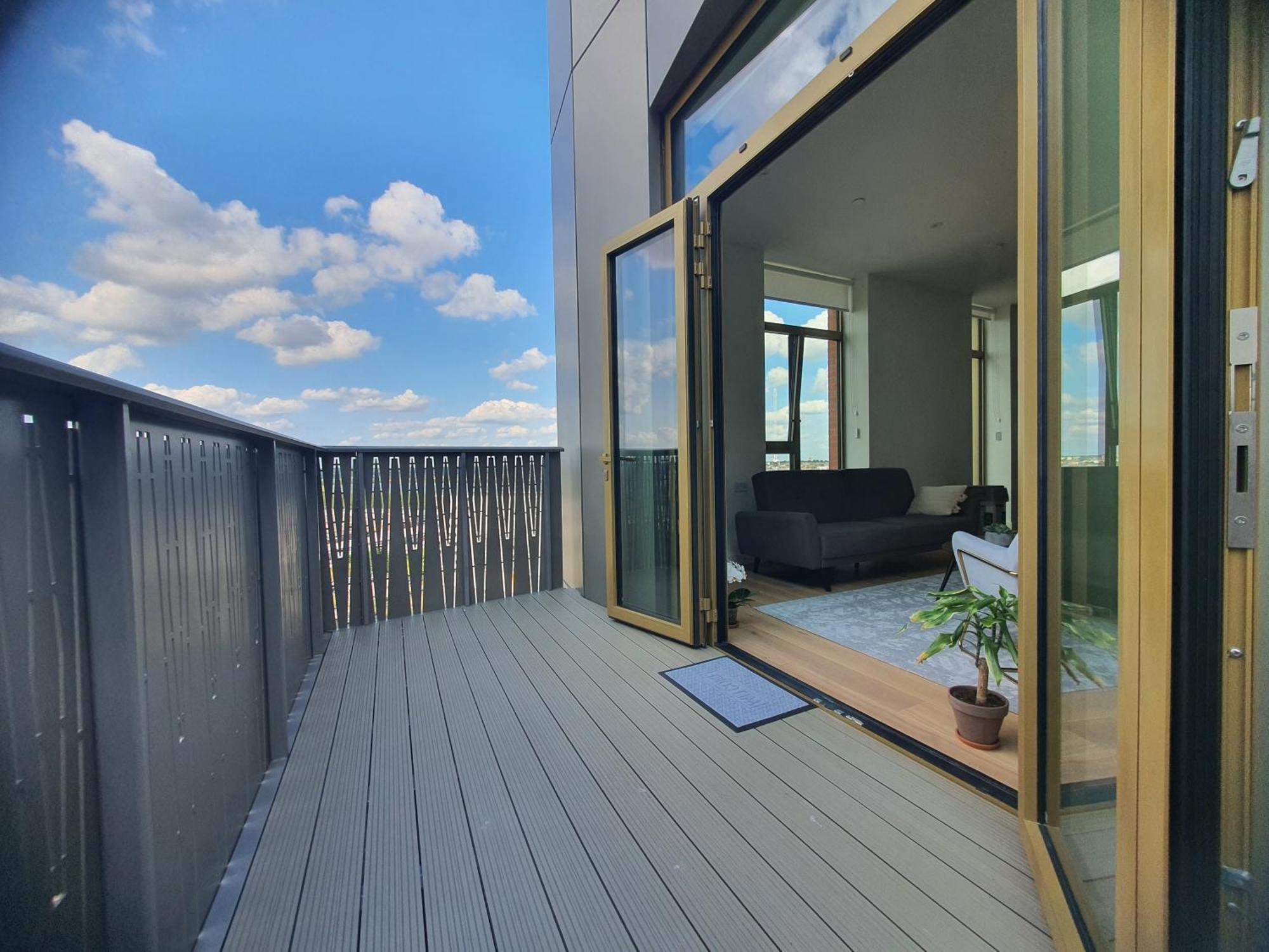 Cozy Room With Private Bathroom In Luxurious Flat London Luaran gambar